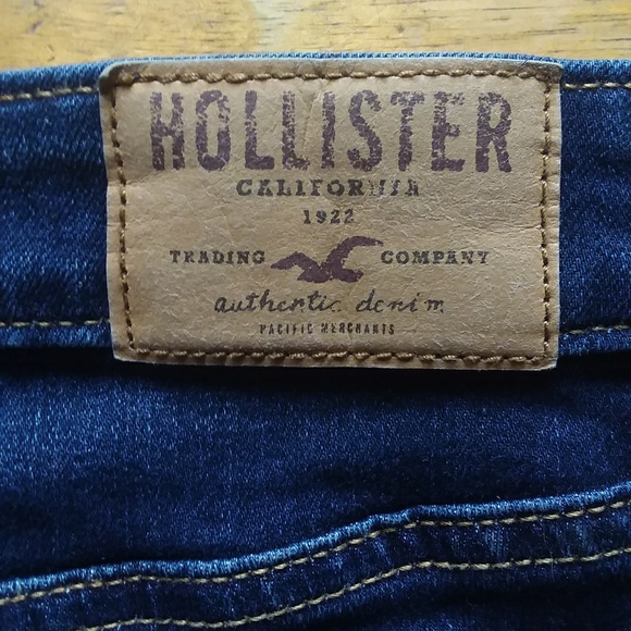 Jean's - Picture 3 of 5